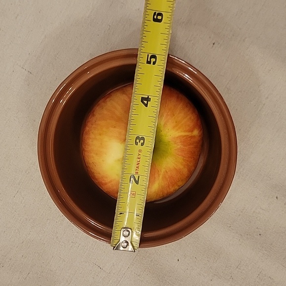 House of Lloyd individual Terra Cotta Baker 5 in. x 2.5in. bowl with lid. New - Picture 12 of 13